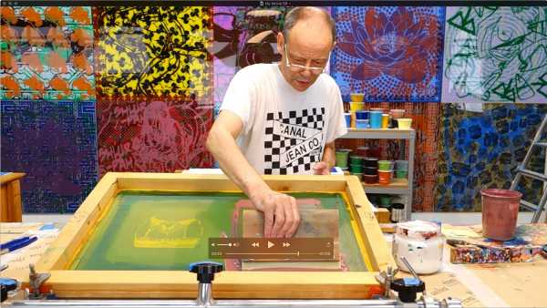 Jean-Pierre Sergent silk-screening the "Shakti-Yoni: Ecstatic Cosmic Dances" Series #7