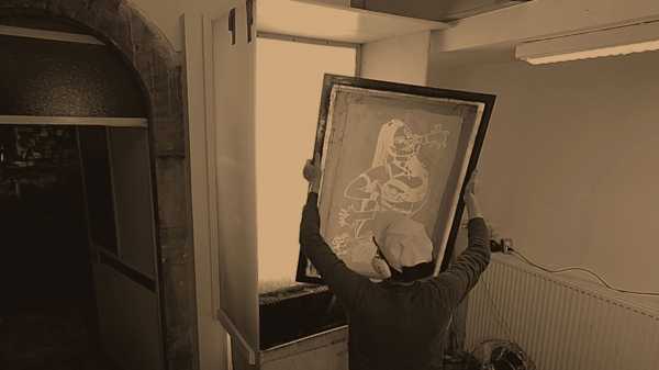 Portrait-Video #188 | Exposing the silk-screen frames of the Karma-Kali, Sexual Dreams & Paradoxes series